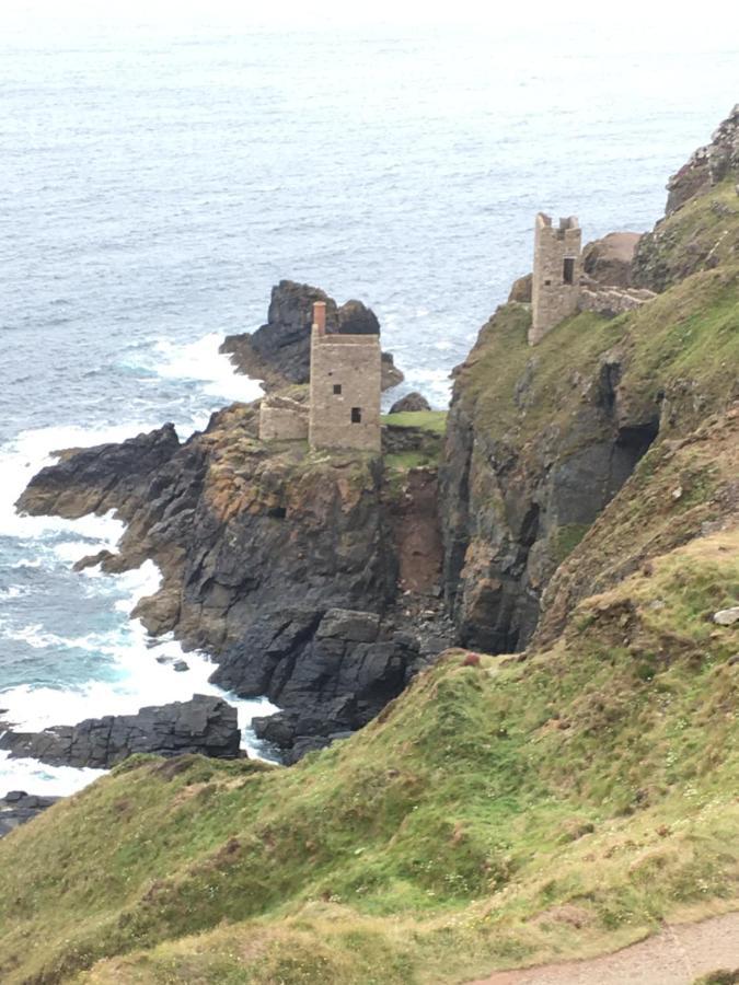 Cornwall Caravan Holidays Saint Minver Экстерьер фото
